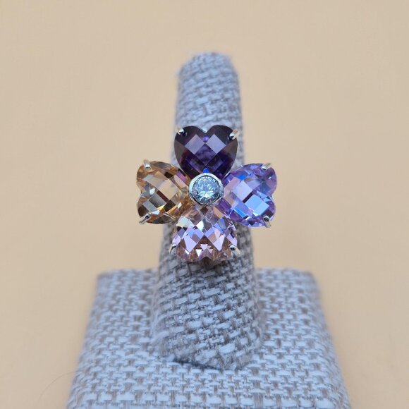 Size 7 Sterling Silver Large Flower Cubic Zirconia Gems Band Ring A5189 - Picture 1 of 10